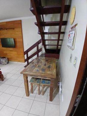 Apto com 3 Dorms sendo 1 Suíte, 2 vagas e próximo ao projeto Tamar